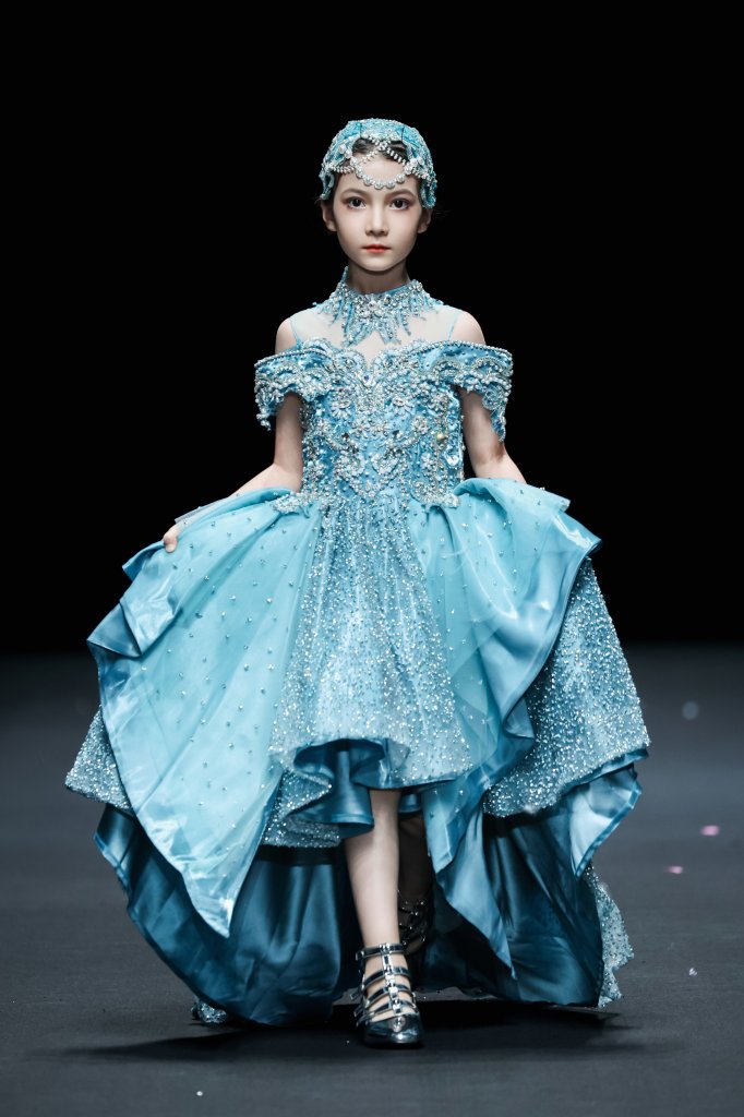 安妮·玛奇朵 Anne Macchiatto 2025春夏童装秀 - Beijing Spring 2025