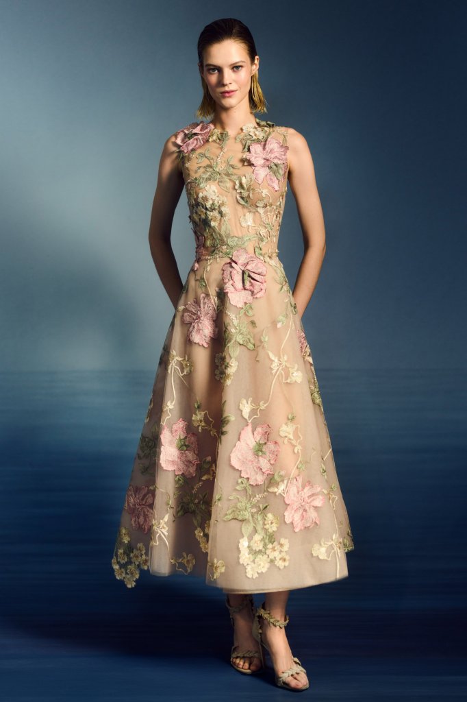 玛切萨 Marchesa 2025春夏高级成衣Lookbook