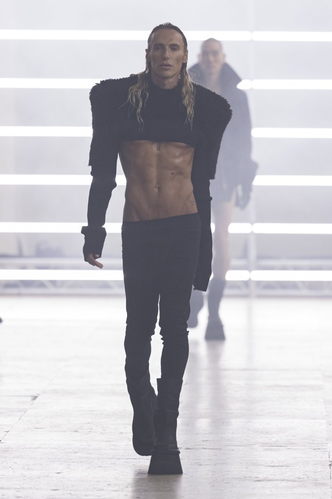 瑞克·欧文斯 Rick Owens 2025/26秋冬男装秀 - Paris Fall 2025