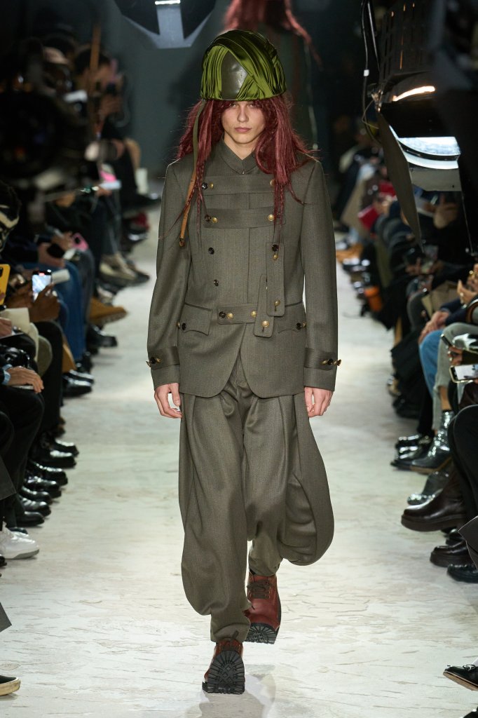 Comme des Garçons Homme Plus 2025/26秋冬男装秀 - Paris Fall 2025